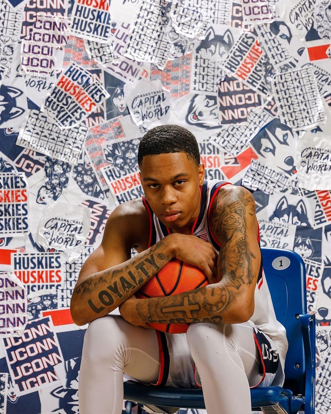 Who is Jordan Hawkins' father?